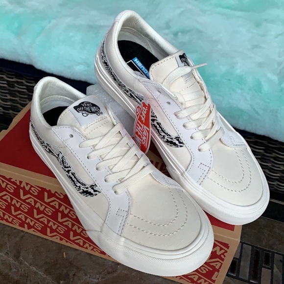Vans Shoes - VANS SK8-LOW REISSUE SNAKE MARSHMALLOW WMNS